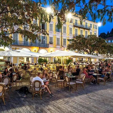 Plein Centre, Calme Et Cosy *